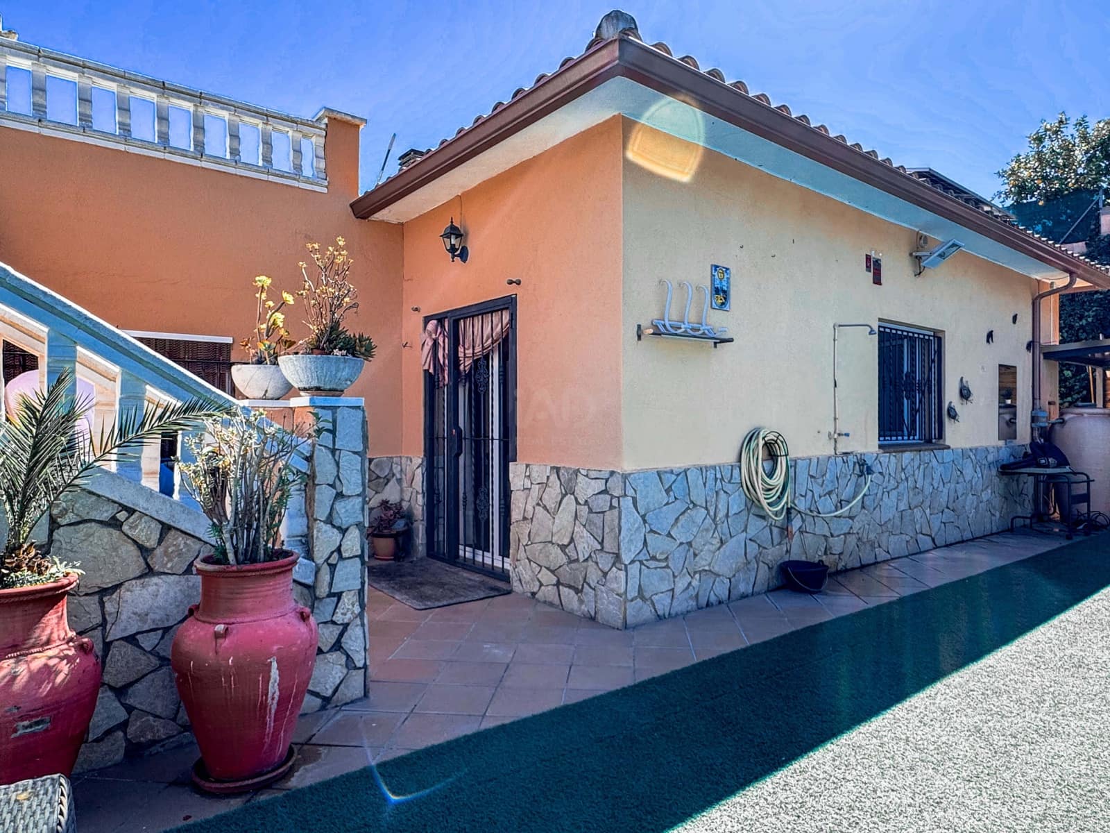 3 slaapkamer Huis te koop in Gerona stad met zwembad - € 370.000 (Ref: 9988668)