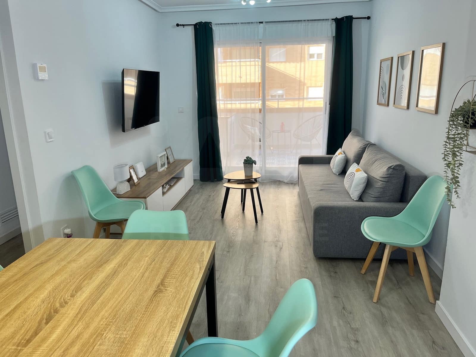 Apartamento de 2 habitaciones en Oropesa  en venta con piscina garaje - 187.000 € (Ref: 9988671)