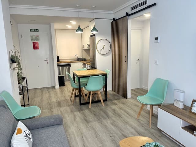Apartamento de 2 habitaciones en Oropesa  en venta con piscina garaje - 187.000 € (Ref: 9988671)