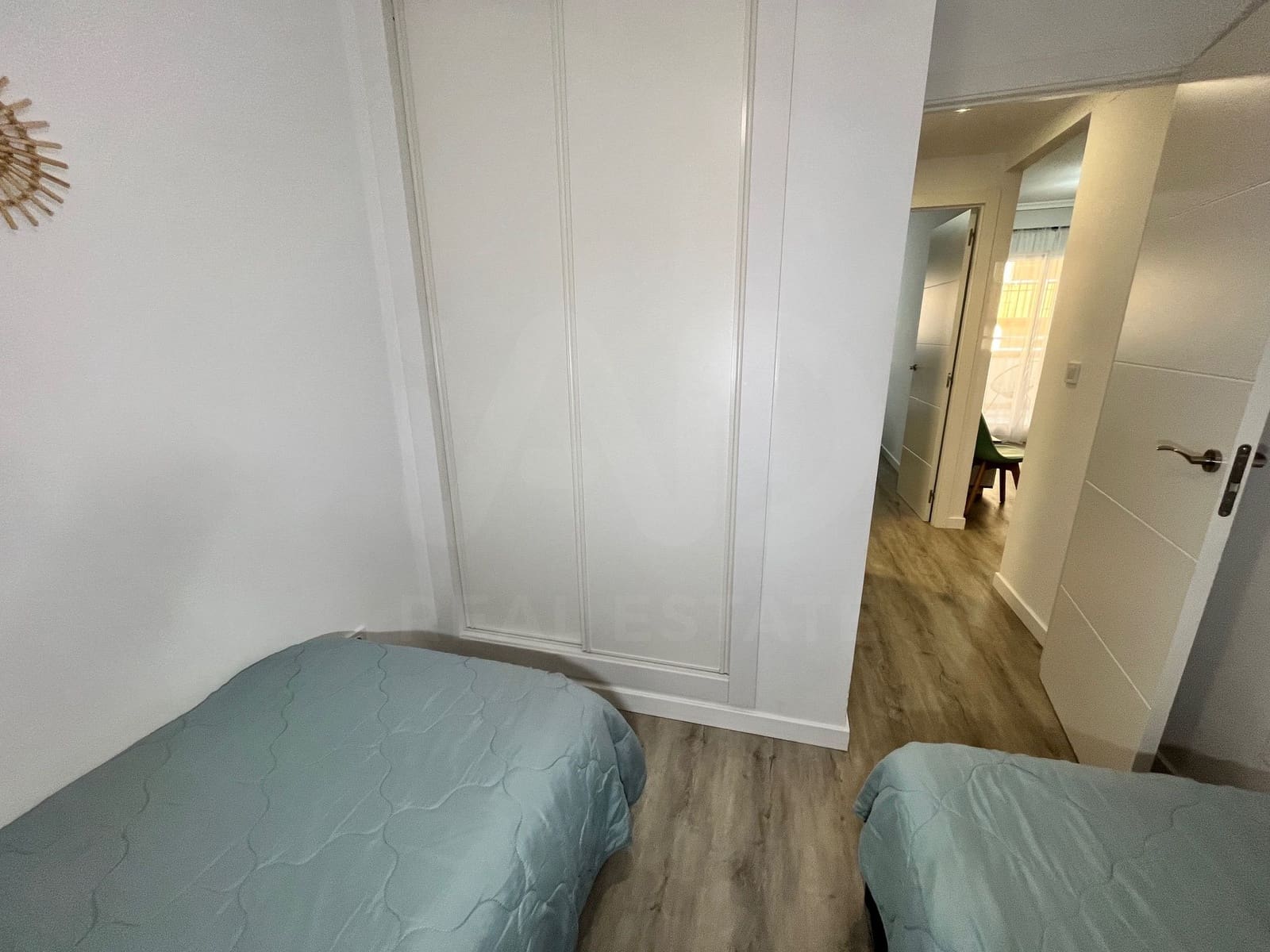 Apartamento de 2 habitaciones en Oropesa  en venta con piscina garaje - 187.000 € (Ref: 9988671)
