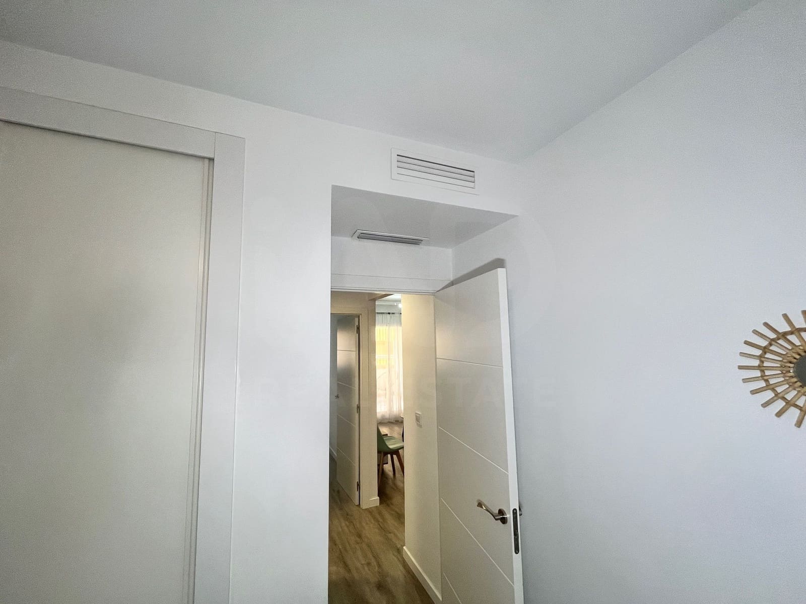 Apartamento de 2 habitaciones en Oropesa  en venta con piscina garaje - 187.000 € (Ref: 9988671)