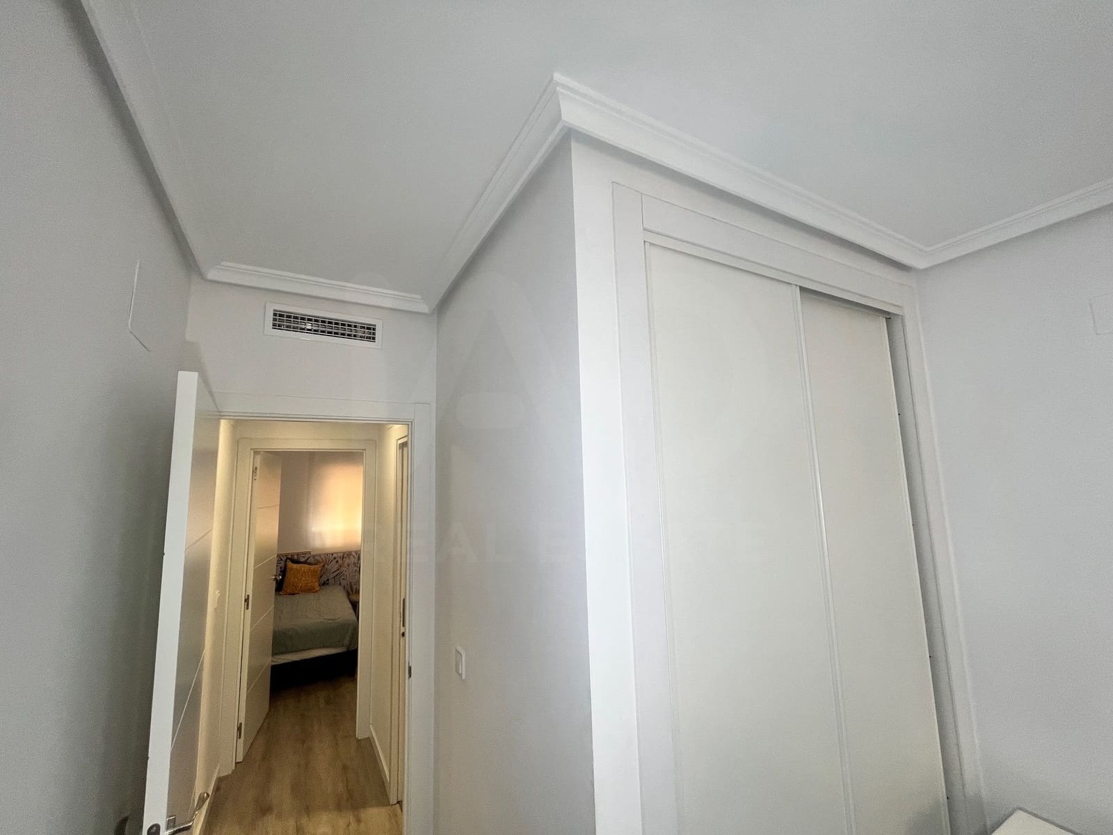 Apartamento de 2 habitaciones en Oropesa  en venta con piscina garaje - 187.000 € (Ref: 9988671)