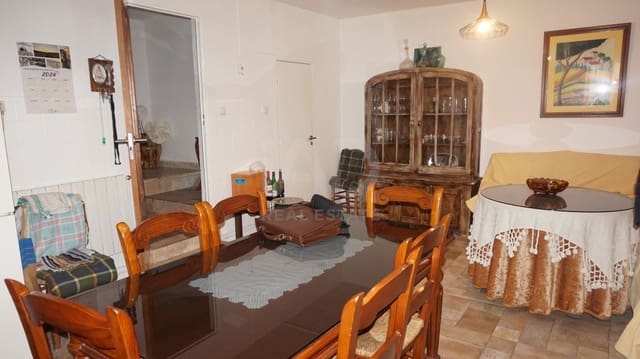 Adosado de 6 habitaciones en Granada ciudad en venta con garaje - 78.900 € (Ref: 9988672)