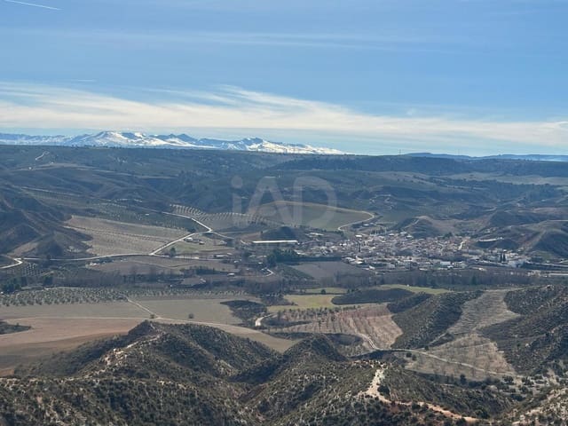 Adosado de 6 habitaciones en Granada ciudad en venta con garaje - 78.900 € (Ref: 9988672)
