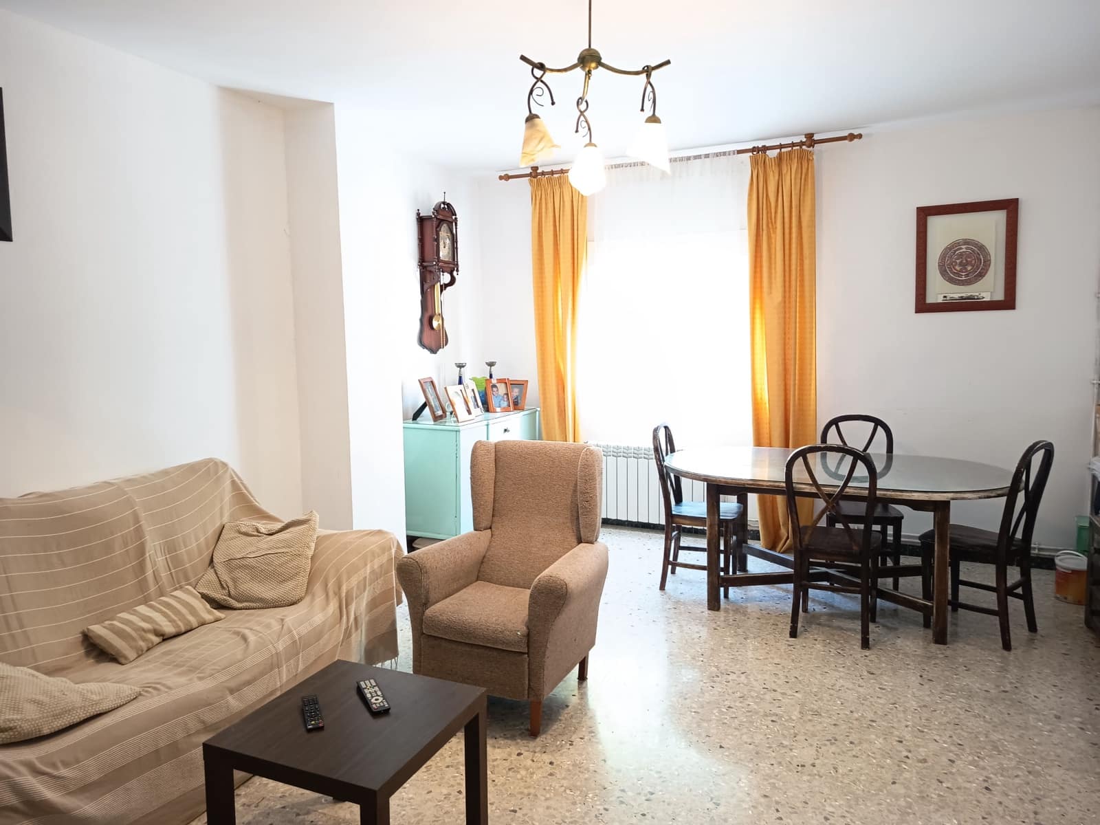 6 quarto Moradia em Banda para venda em Granada cidade com garagem - 78 900 € (Ref: 9988672)