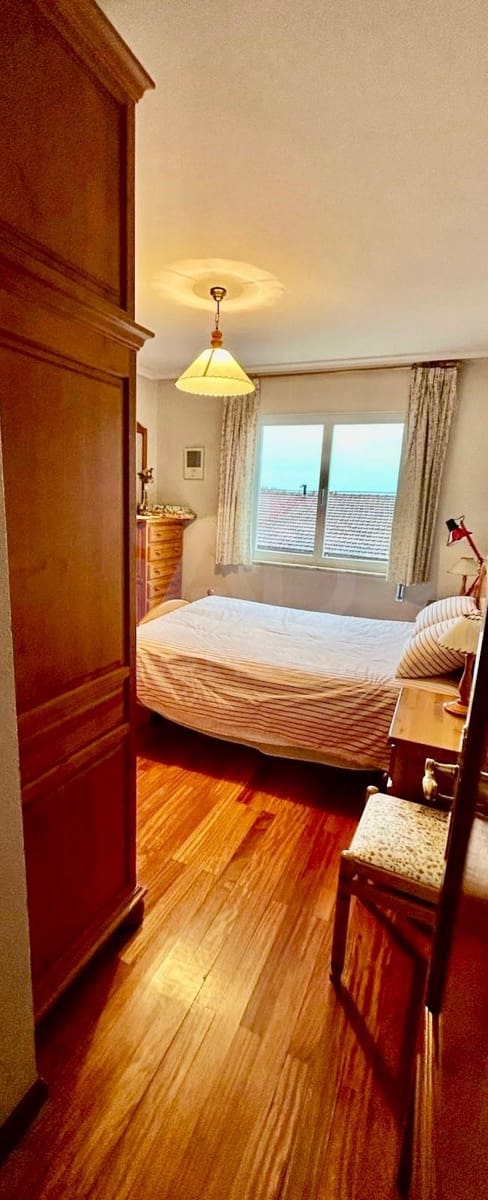 5 camera da letto Appartamento in vendita in Leon citta con garage - 145.000 € (Rif: 9988674)