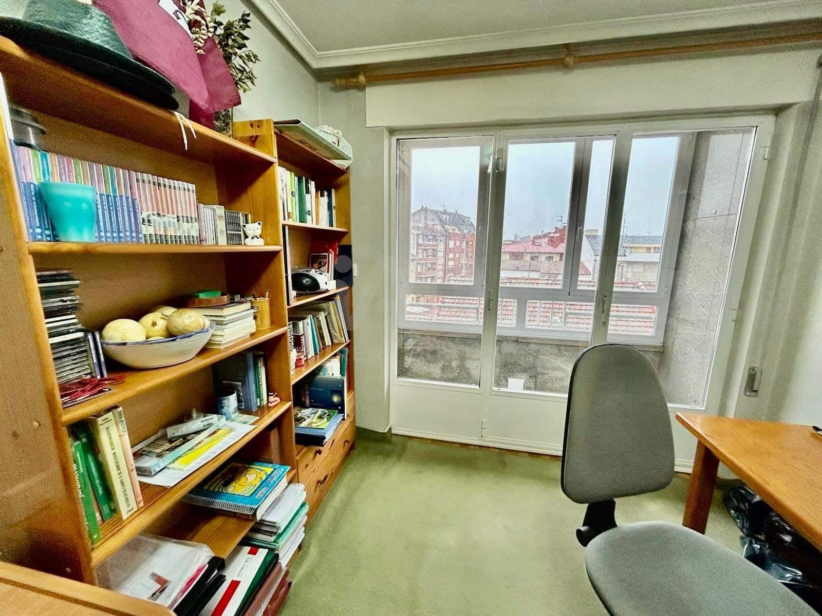 5 camera da letto Appartamento in vendita in Leon citta con garage - 145.000 € (Rif: 9988674)