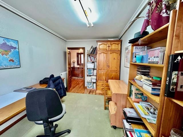 5 chambre Appartement à vendre à León ville avec garage - 145 000 € (Ref: 9988674)