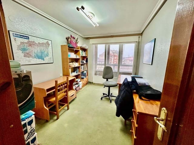 5 chambre Appartement à vendre à León ville avec garage - 145 000 € (Ref: 9988674)