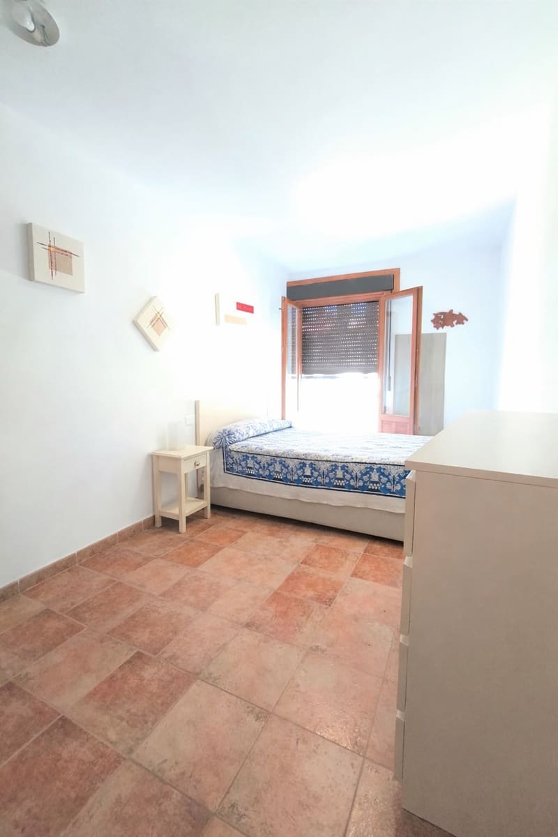 2 bedroom Apartment for sale in Huelva city with pool - € 166,821 (Ref: 9988675)