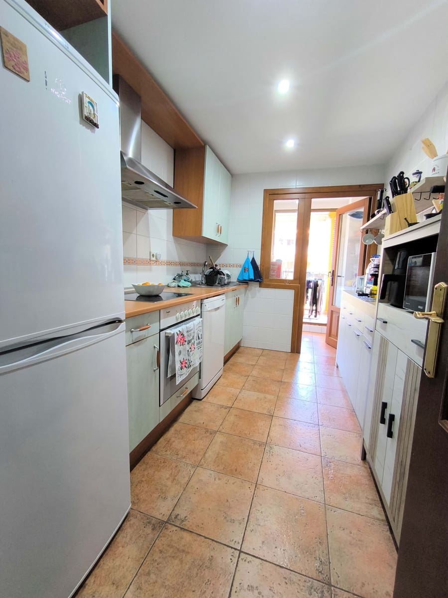 2 bedroom Apartment for sale in Huelva city with pool - € 166,821 (Ref: 9988675)