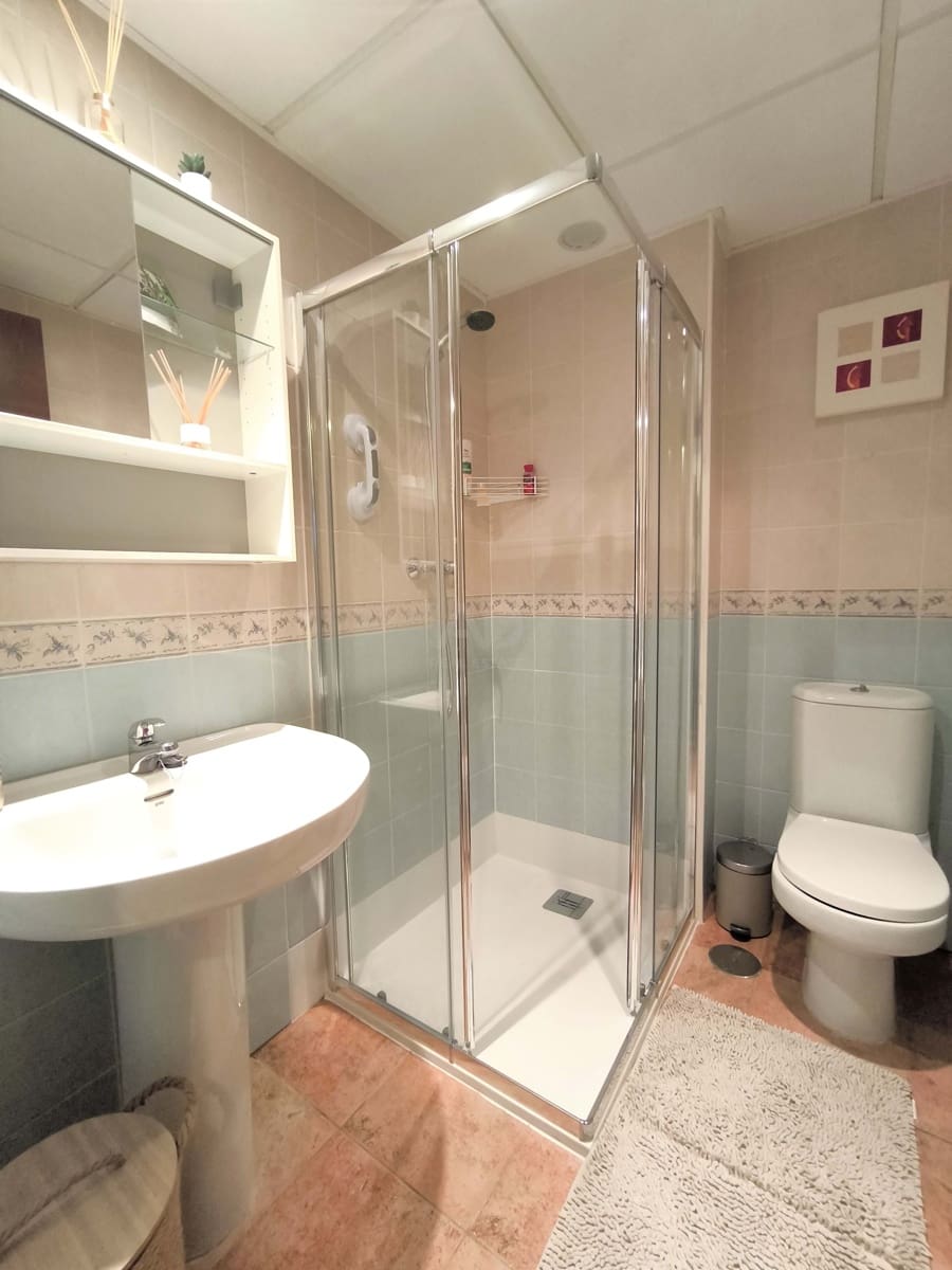 2 bedroom Apartment for sale in Huelva city with pool - € 166,821 (Ref: 9988675)