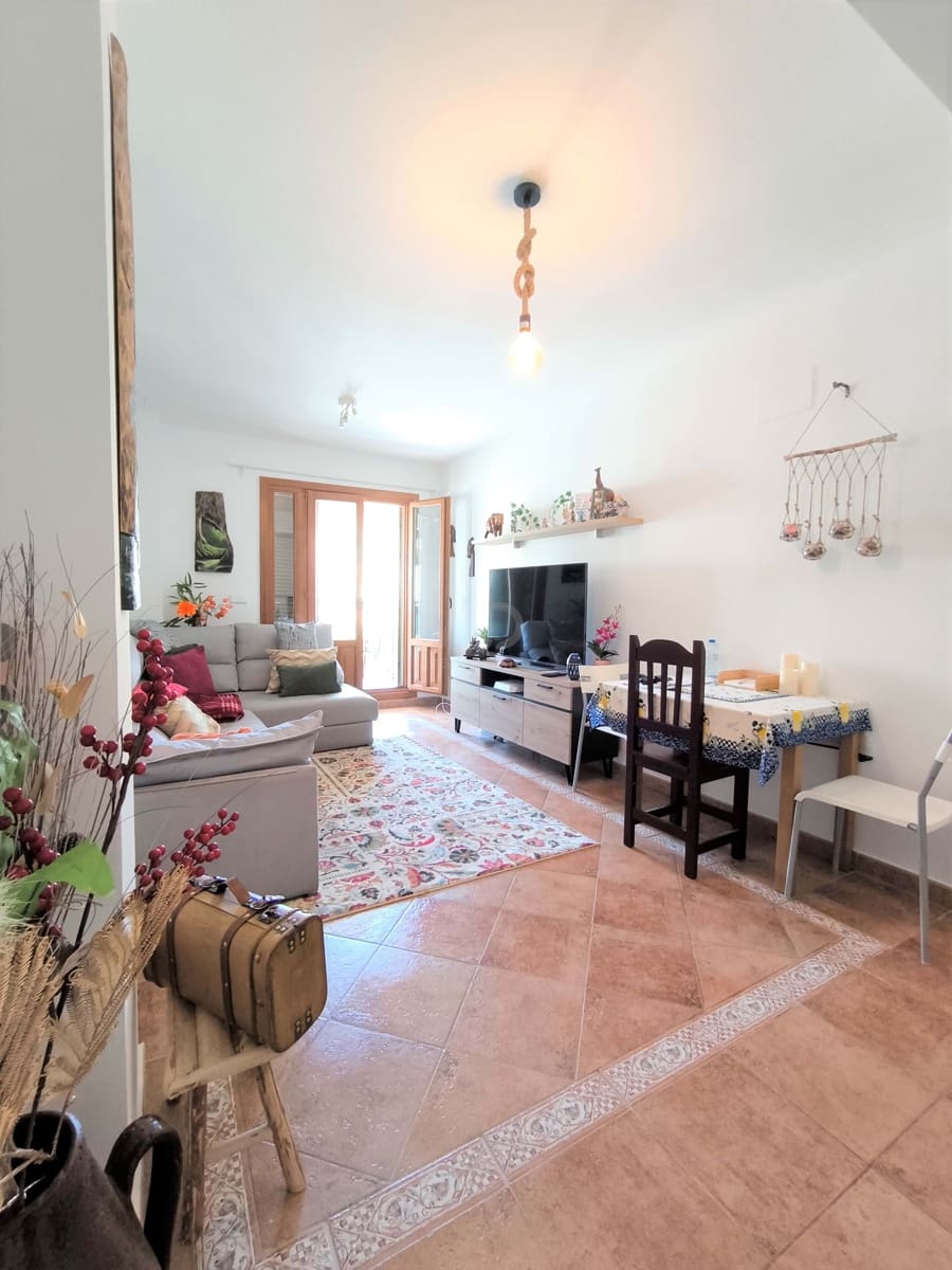 2 bedroom Apartment for sale in Huelva city with pool - € 166,821 (Ref: 9988675)