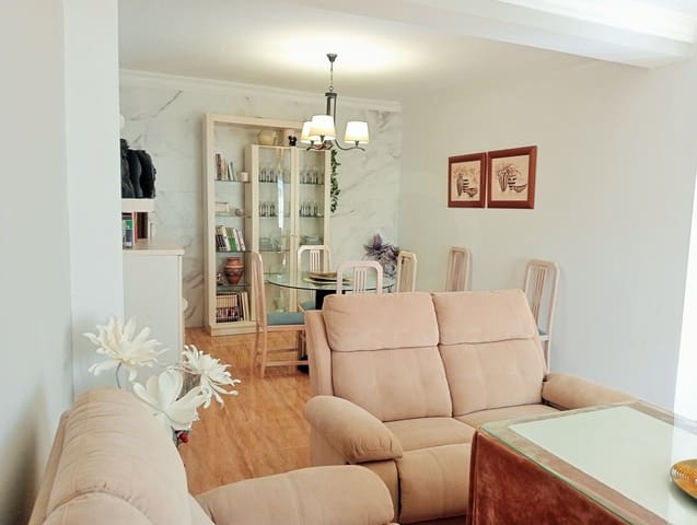 4 camera da letto Casa in vendita in Granada città con garage - 115.000 € (Rif: 9988677)