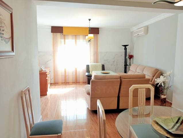 4 camera da letto Casa in vendita in Granada città con garage - 115.000 € (Rif: 9988677)