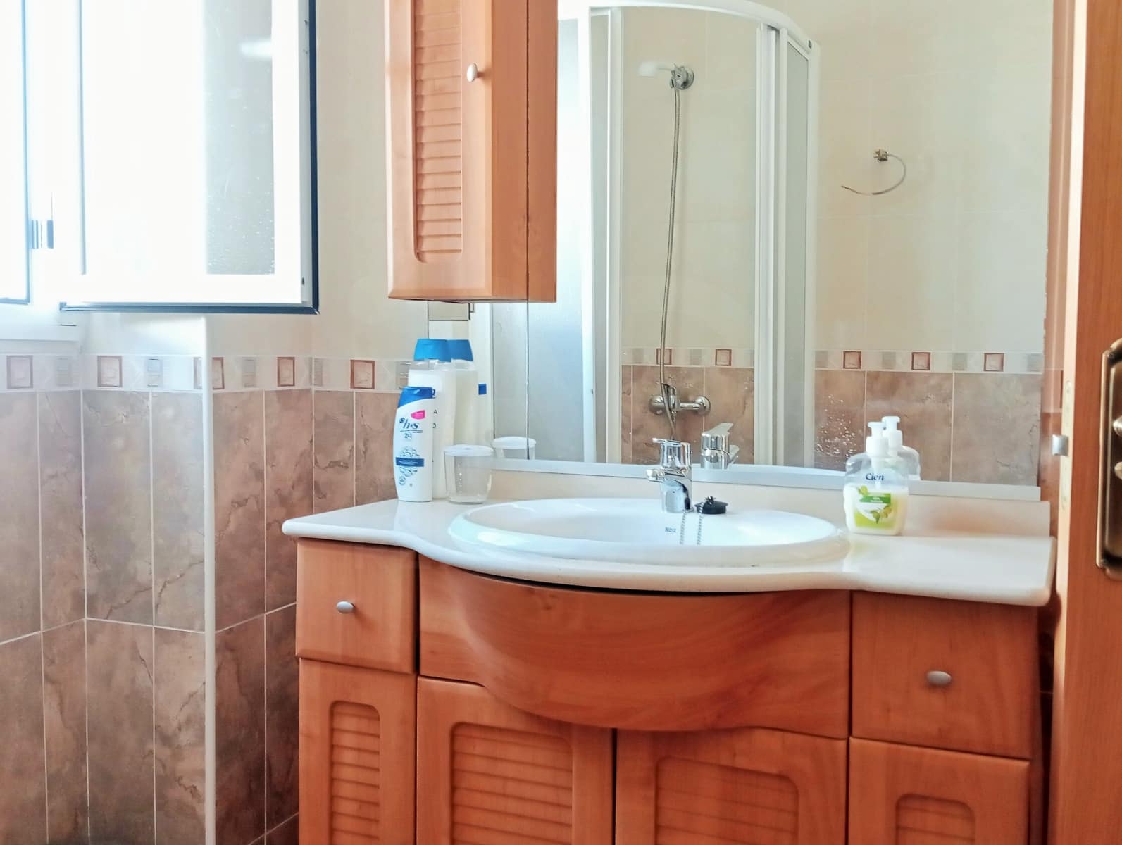 4 camera da letto Casa in vendita in Granada citta con garage - 115.000 € (Rif: 9988677)