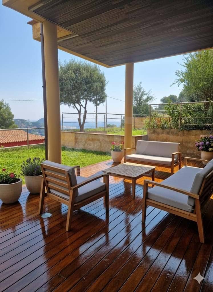 4 soveværelse Rækkehus til salg i Girona by med swimmingpool garage - € 495.000 (Ref: 9988679)