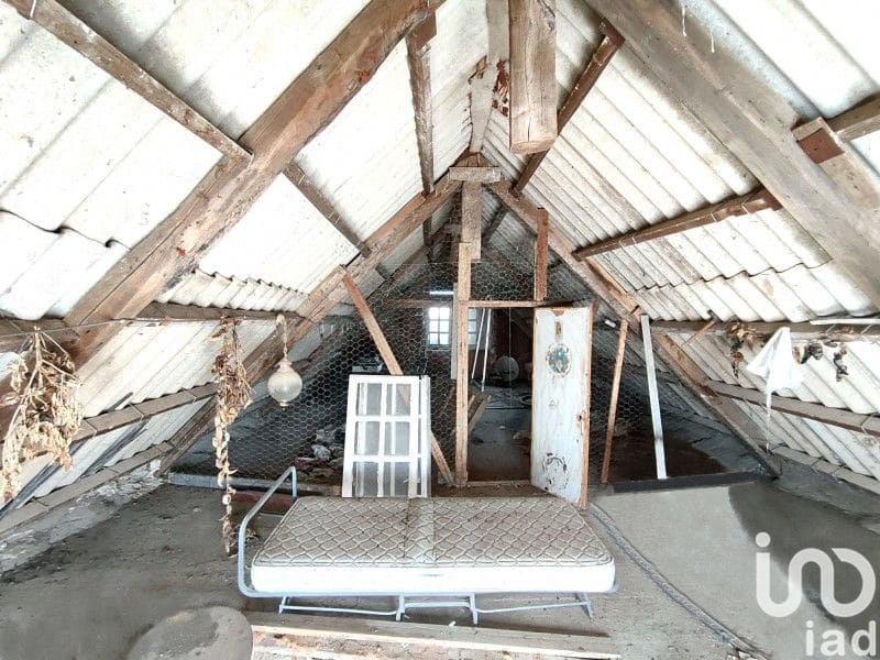 3 sypialnia Dom na sprzedaż w Miasto Leon z garażem - 69 000 € (Ref: 9988682)