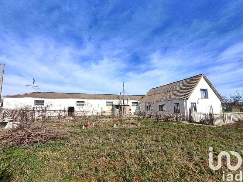 3 sypialnia Dom na sprzedaż w Miasto Leon z garażem - 69 000 € (Ref: 9988682)