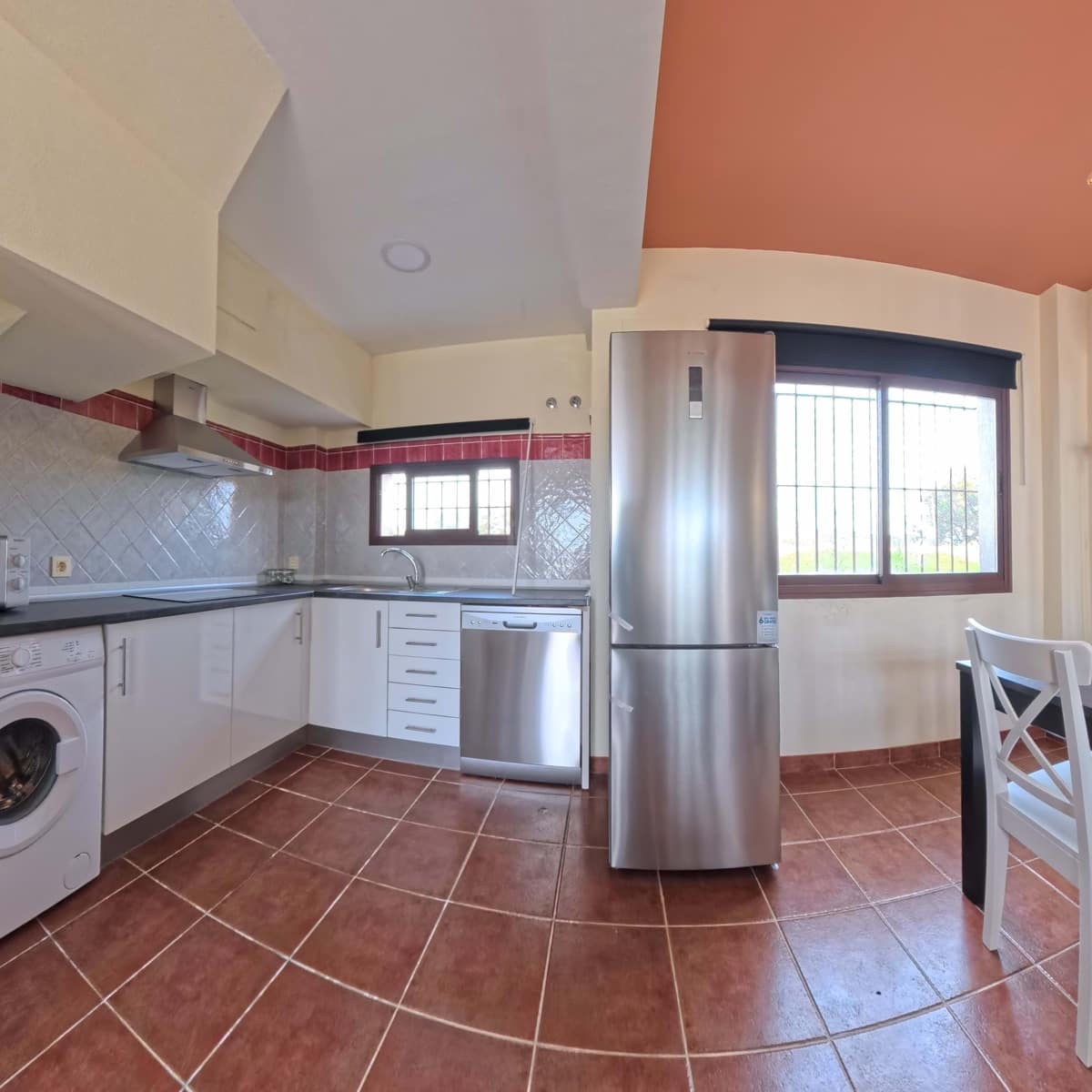 1 soverom Hus til salgs i Sevilla by med svømmebasseng - € 127 000 (Ref: 9988688)