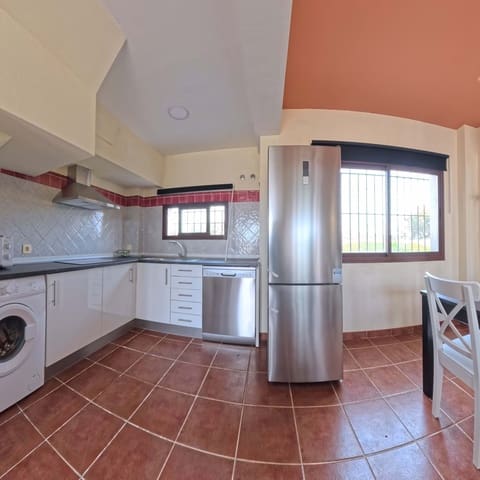 1 soveværelse Byhus til salg i Sevilla by med swimmingpool - € 127.000 (Ref: 9988688)