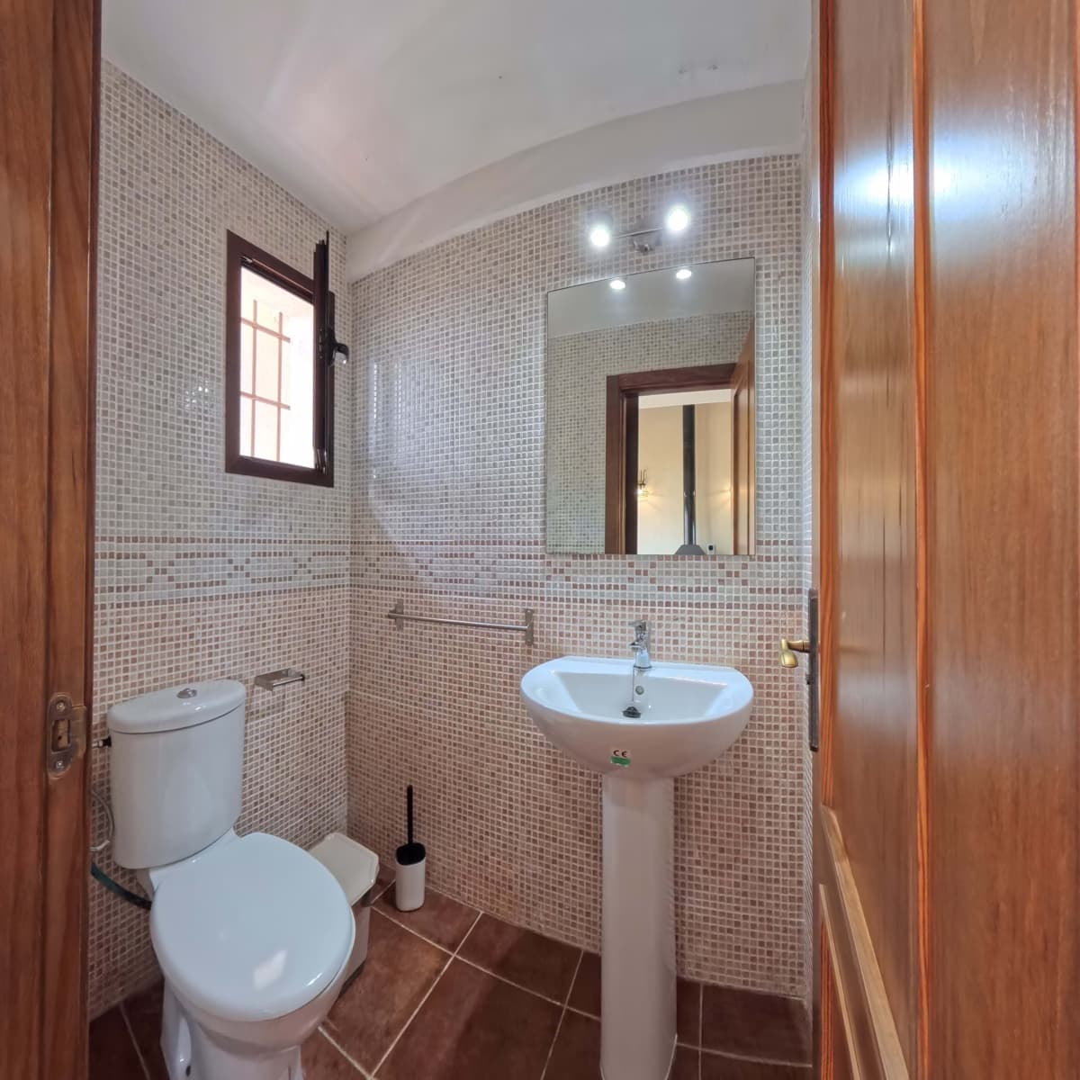 1 soverom Hus til salgs i Sevilla by med svømmebasseng - € 127 000 (Ref: 9988688)