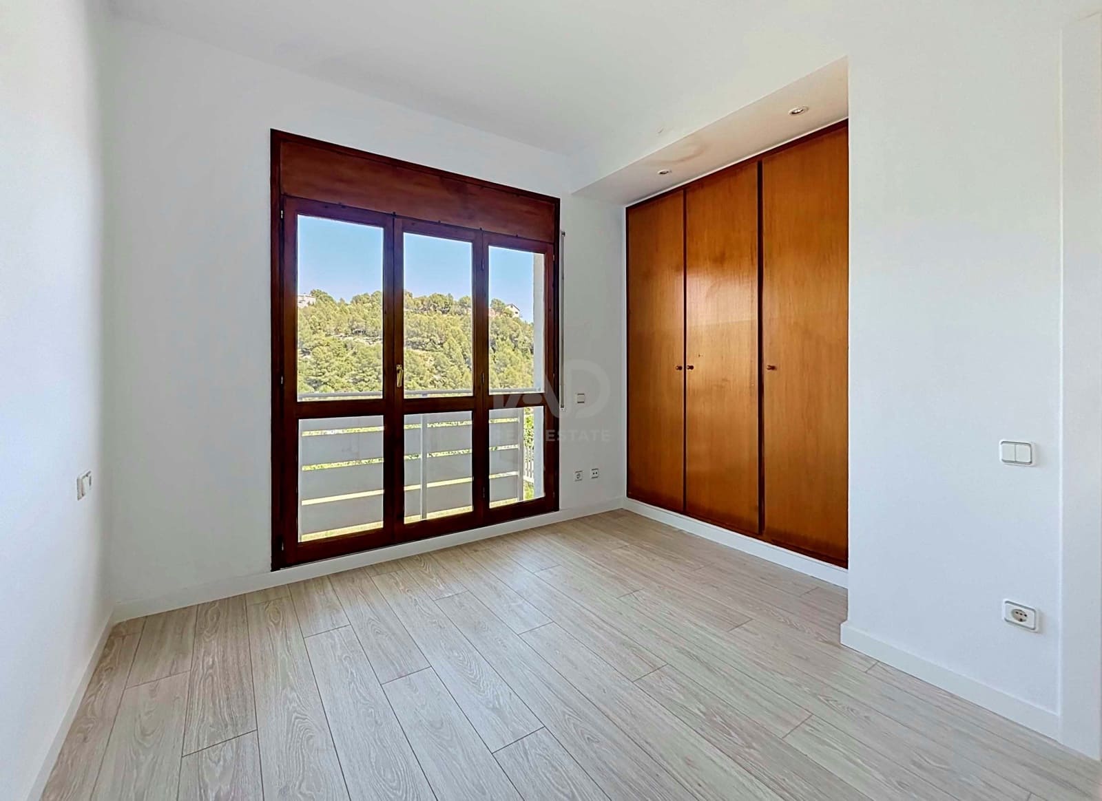 4 soveværelse Byhus til salg i Tarragona by med swimmingpool garage - € 490.000 (Ref: 9988689)
