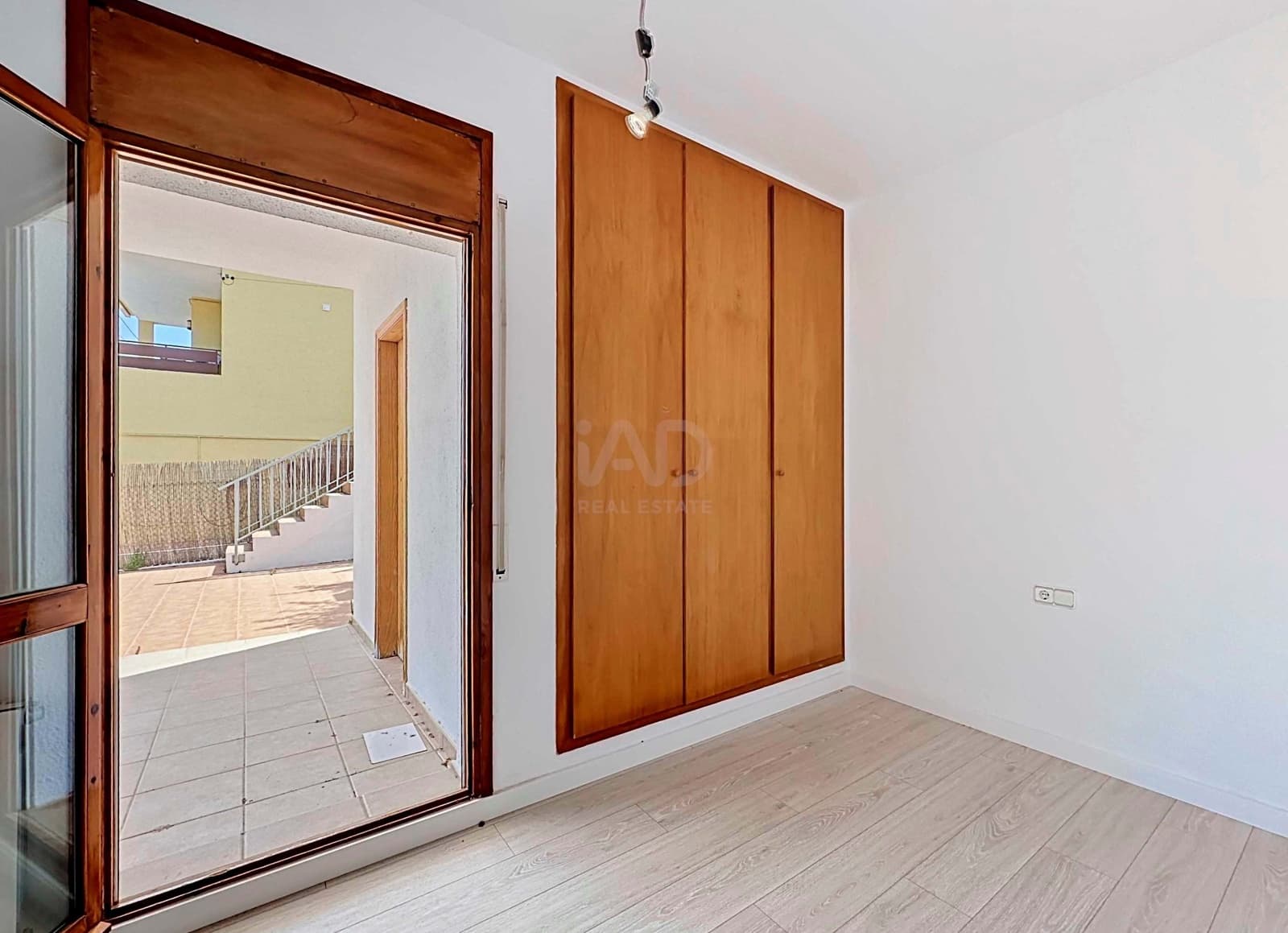 4 soveværelse Byhus til salg i Tarragona by med swimmingpool garage - € 490.000 (Ref: 9988689)