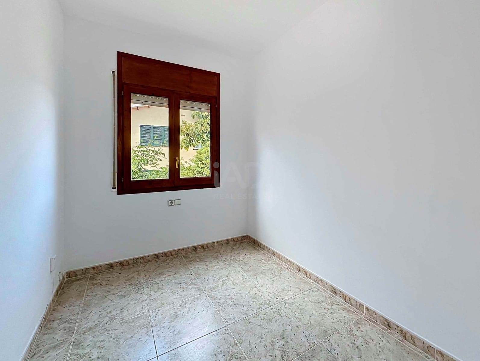 4 soveværelse Byhus til salg i Tarragona by med swimmingpool garage - € 490.000 (Ref: 9988689)