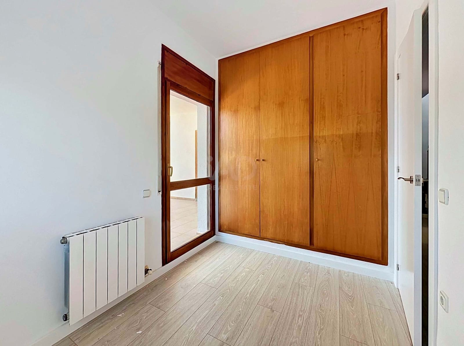 4 soveværelse Byhus til salg i Tarragona by med swimmingpool garage - € 490.000 (Ref: 9988689)