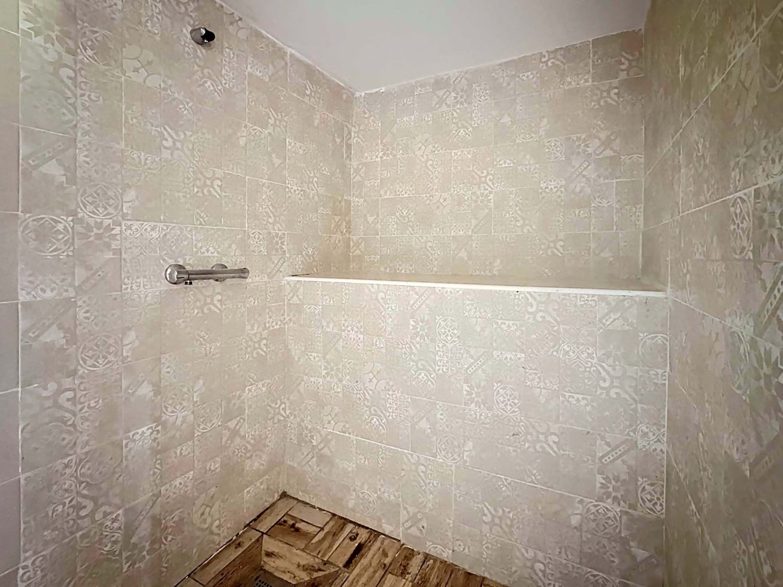 4 soveværelse Byhus til salg i Tarragona by med swimmingpool garage - € 490.000 (Ref: 9988689)