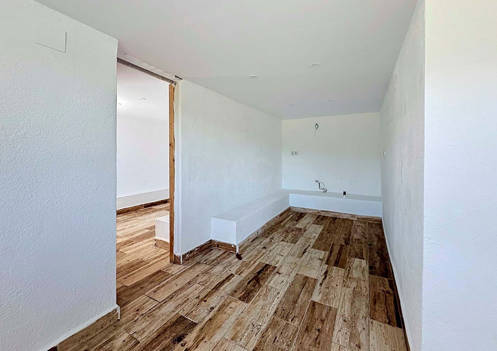 4 soveværelse Byhus til salg i Tarragona by med swimmingpool garage - € 490.000 (Ref: 9988689)