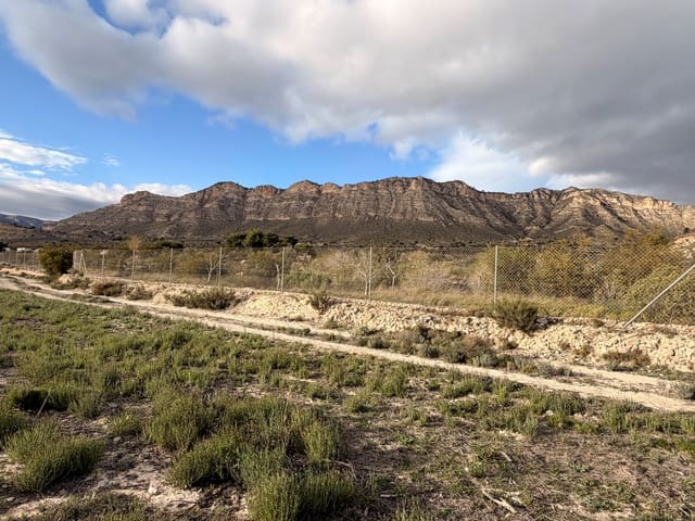 Ubebygd land til salgs i Jijona / Xixona - € 85 000 (Ref: 9988690)