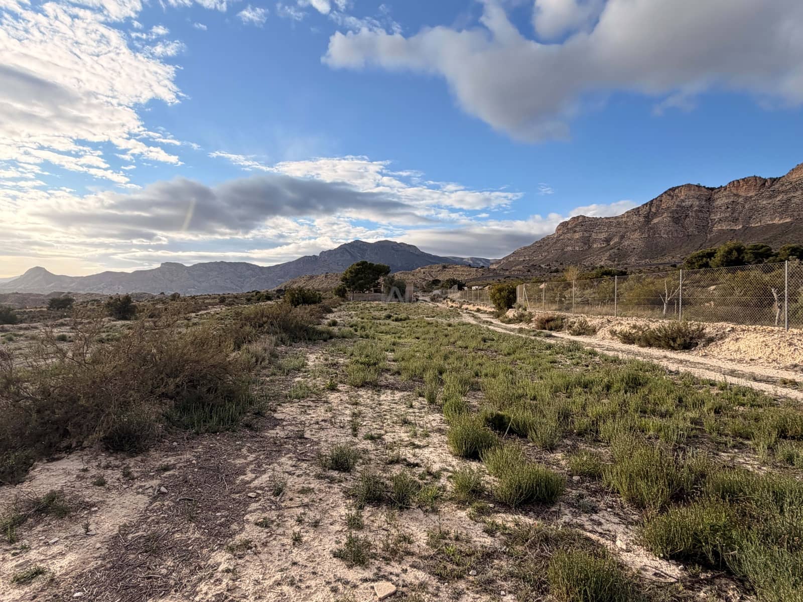 Terreno Não Urbanizado para venda em Jijona / Xixona - 90 000 € (Ref: 9988690)