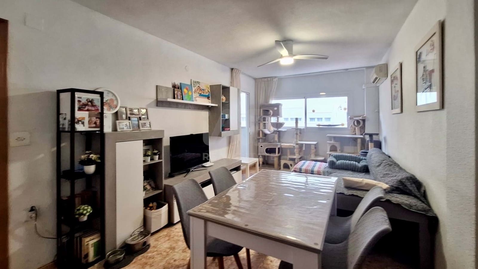 3 bedroom Apartment for sale in Valencia city - € 260,000 (Ref: 9988696)