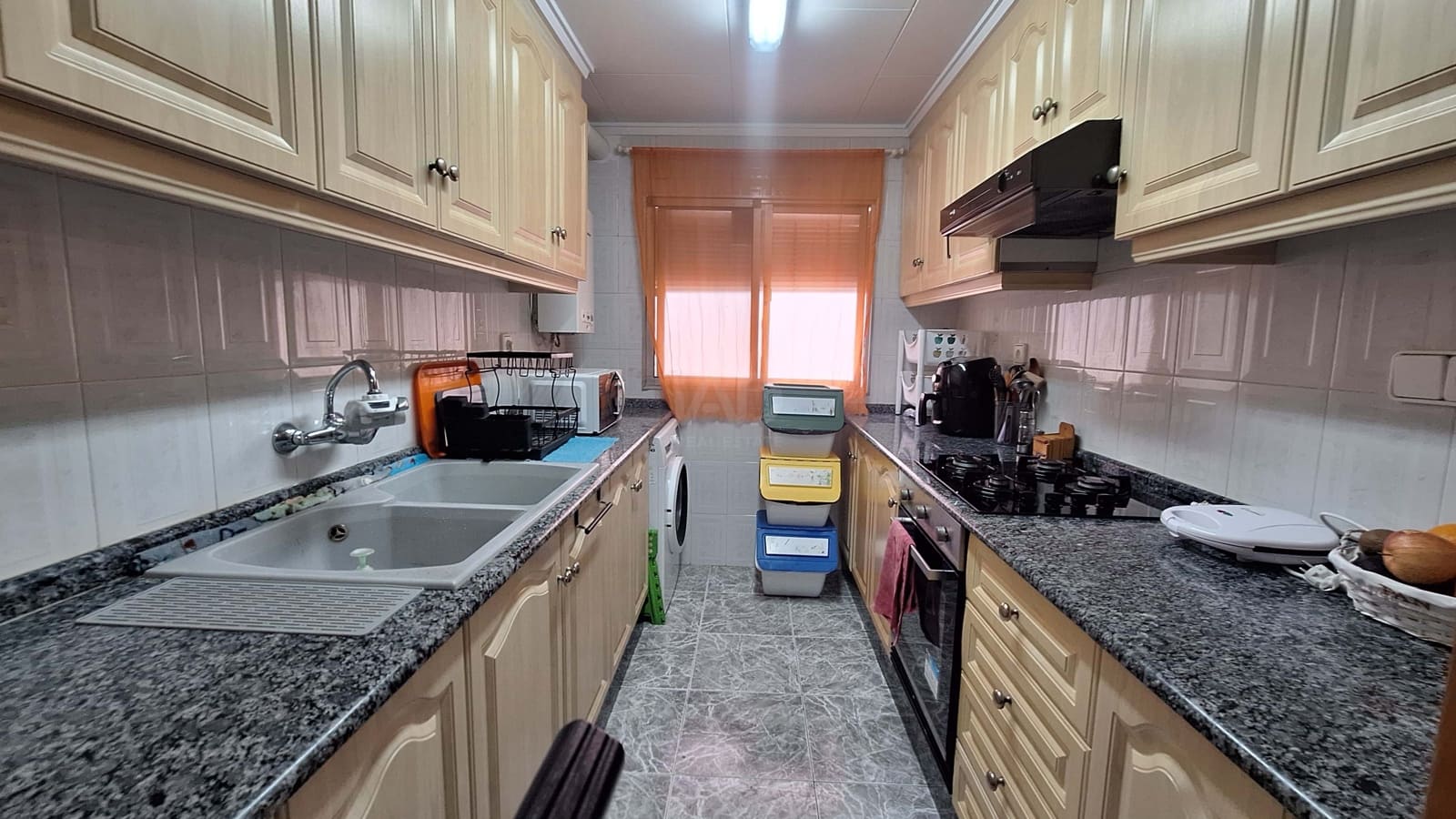 3 bedroom Apartment for sale in Valencia city - € 260,000 (Ref: 9988696)