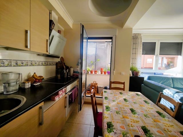 2 sovrum Lägenhet till salu i Valladolid stad med garage - 135 000 € (Ref: 9988699)