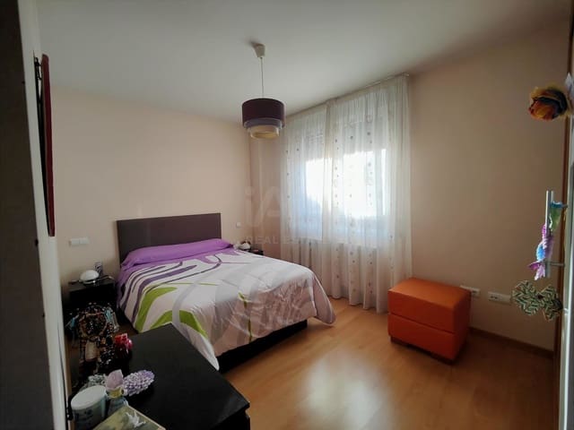 2 sovrum Lägenhet till salu i Valladolid stad med garage - 135 000 € (Ref: 9988699)