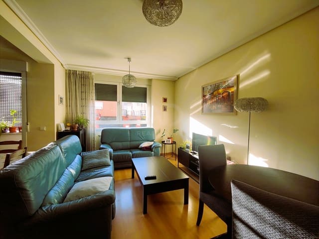2 sovrum Lägenhet till salu i Valladolid stad med garage - 135 000 € (Ref: 9988699)
