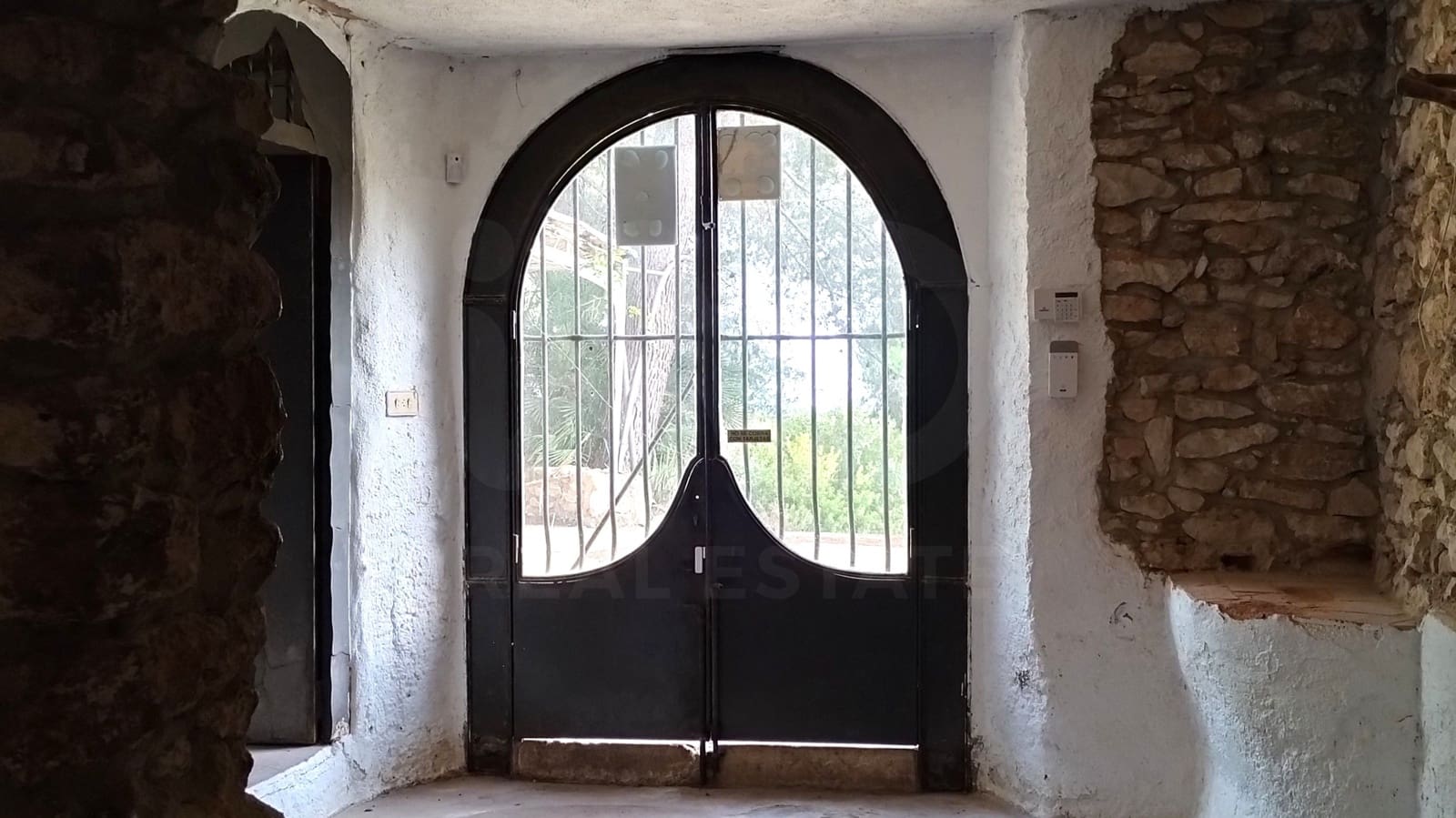 Mark till salu i Tarragona stad - 670 000 € (Ref: 9988700)