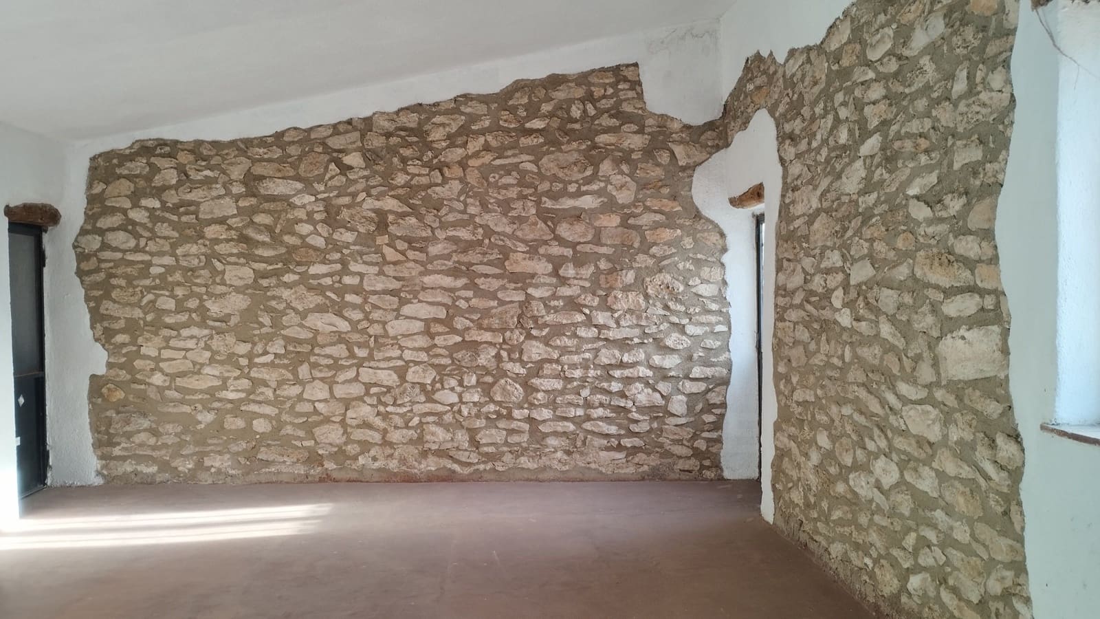 Mark till salu i Tarragona stad - 670 000 € (Ref: 9988700)
