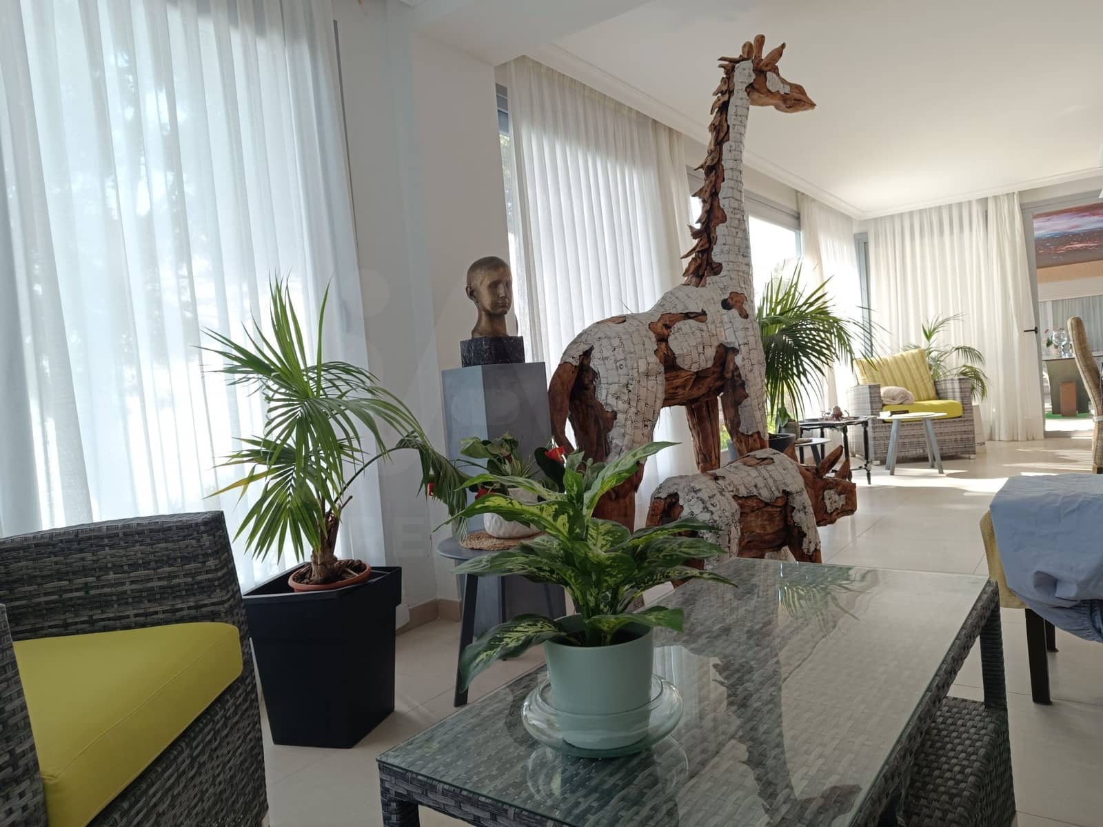 6 bedroom Townhouse for sale in Roda de Bara with garage - € 4,800,000 (Ref: 9988703)