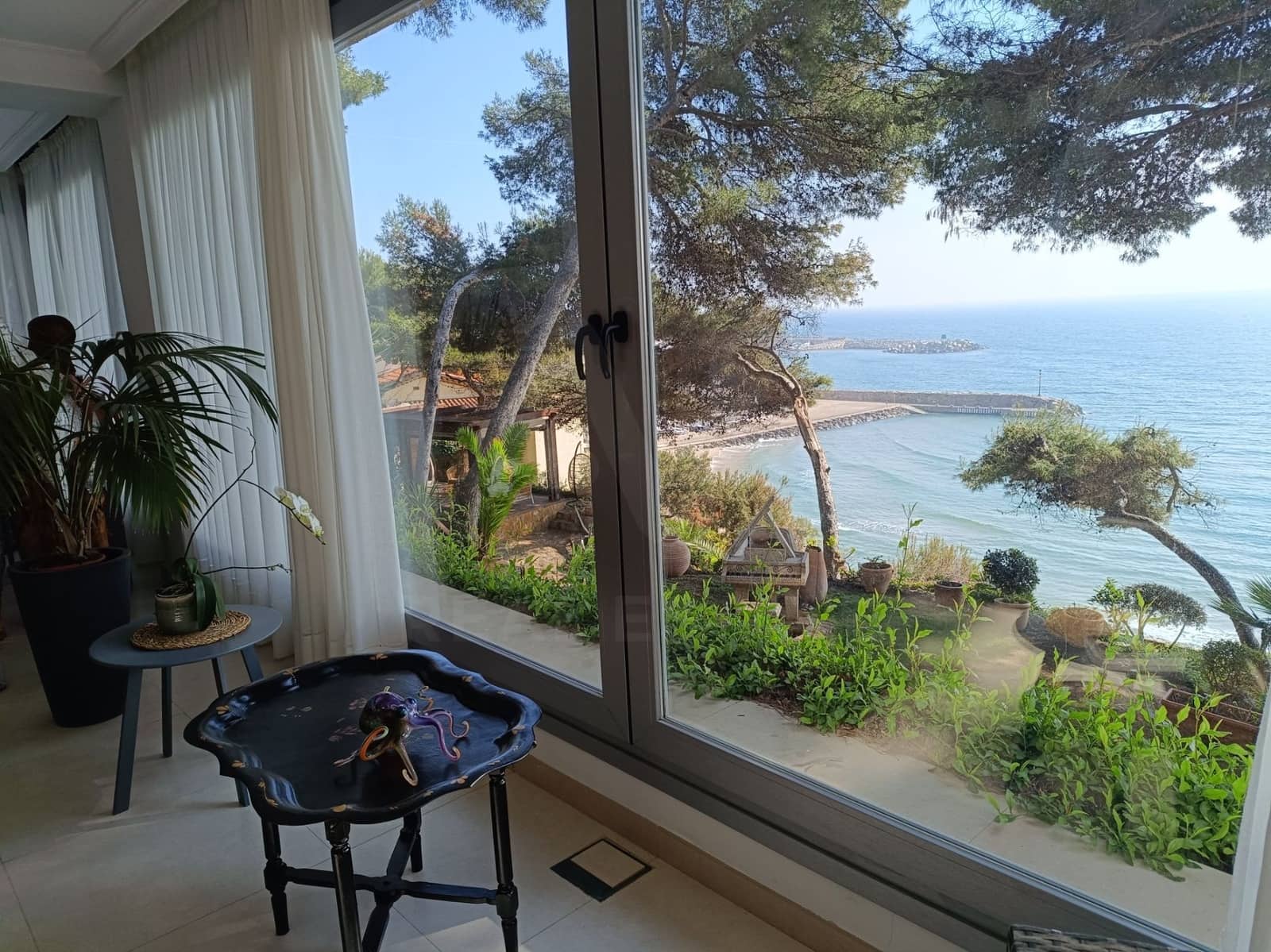 6 bedroom Townhouse for sale in Roda de Bara with garage - € 4,800,000 (Ref: 9988703)