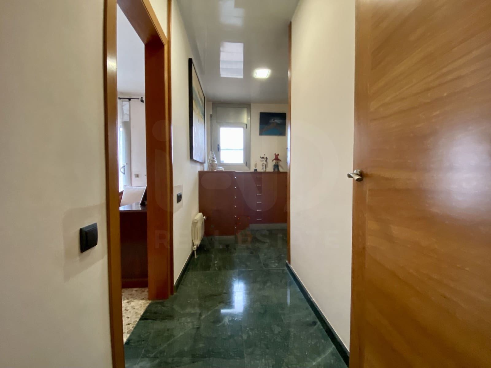 4 soverom Hus til salgs i Barcelona by med garasje - € 850 000 (Ref: 9988706)
