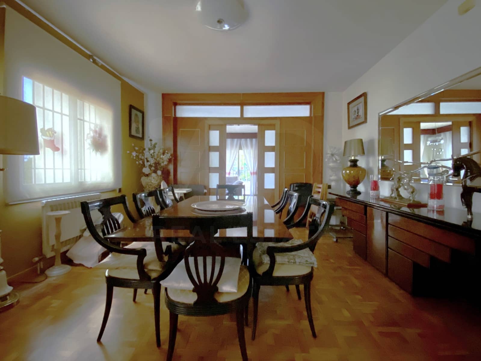 4 soverom Hus til salgs i Barcelona by med garasje - € 850 000 (Ref: 9988706)