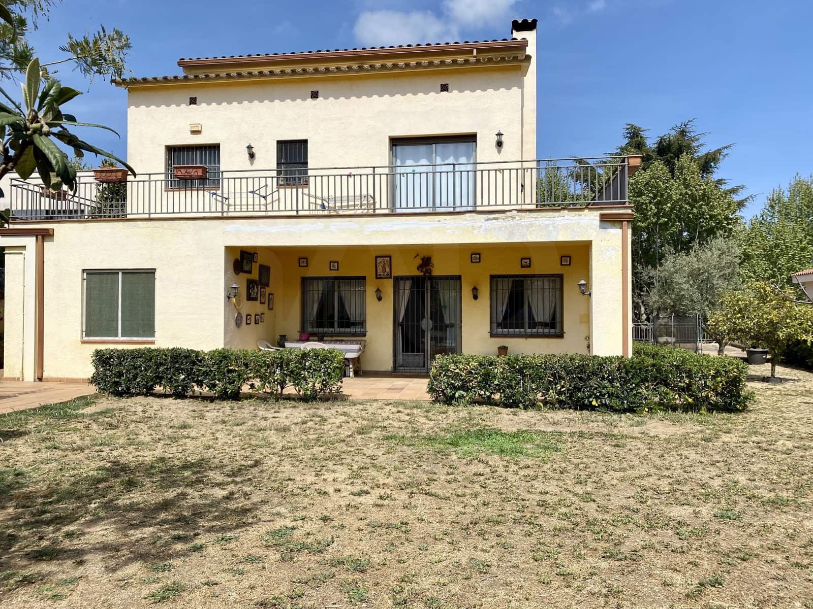 4 soverom Hus til salgs i Barcelona by med garasje - € 850 000 (Ref: 9988706)