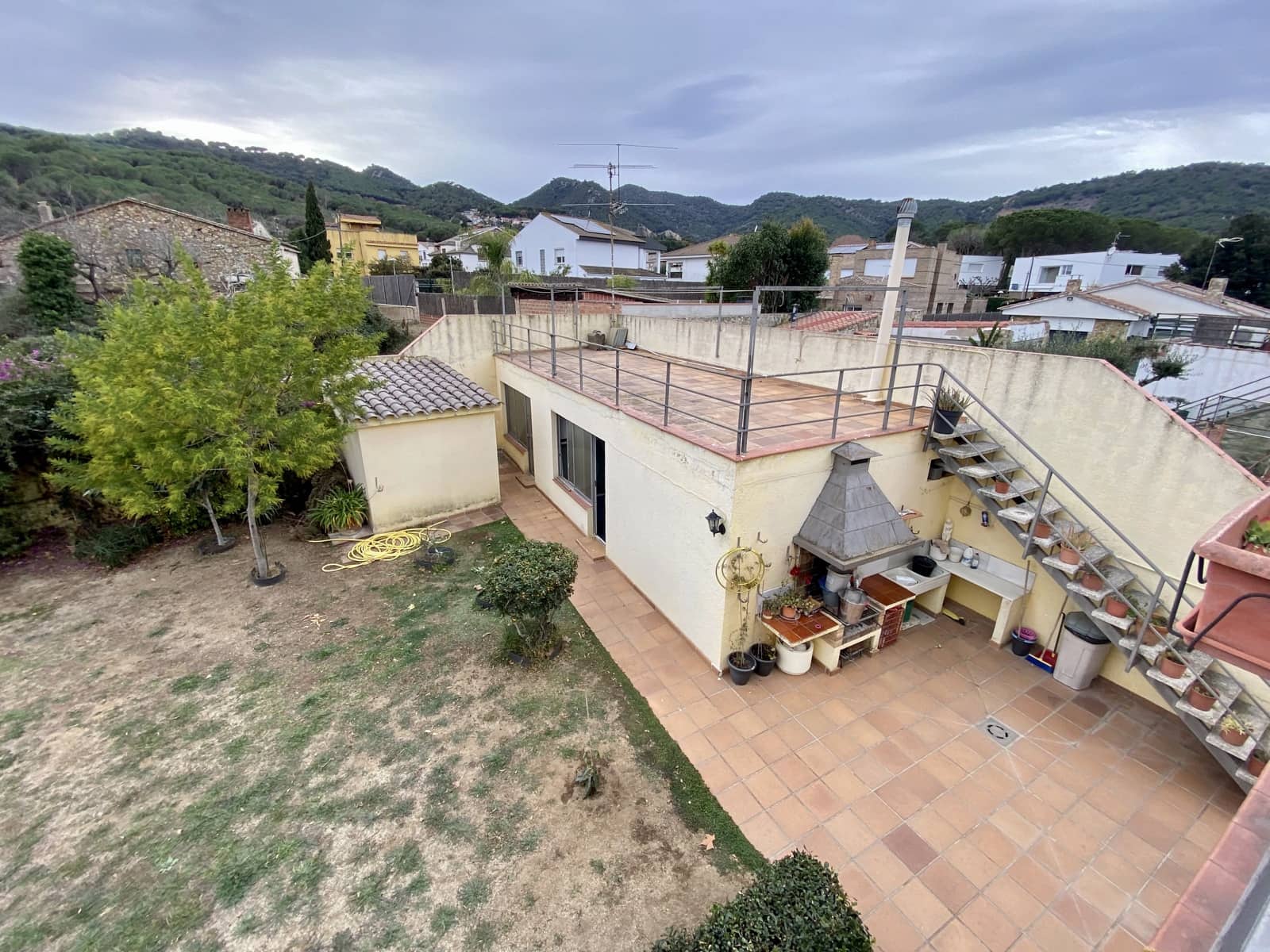 4 soverom Hus til salgs i Barcelona by med garasje - € 850 000 (Ref: 9988706)