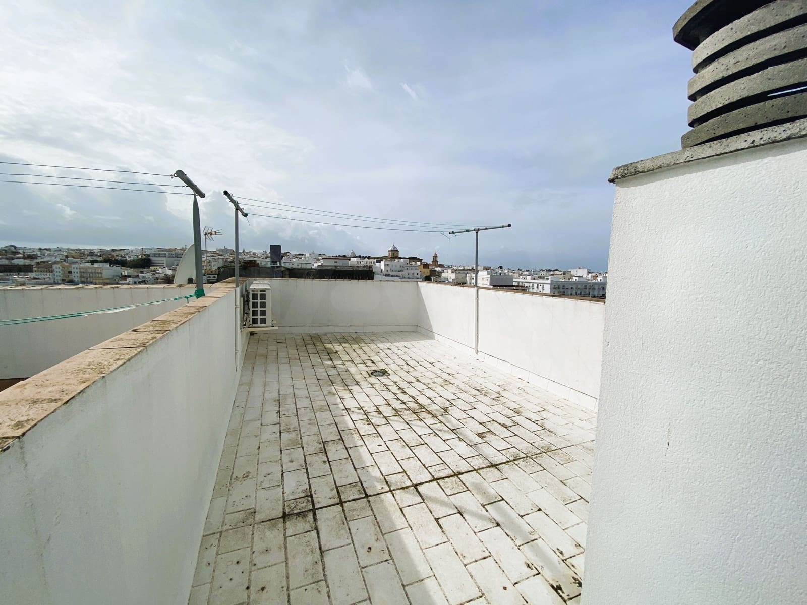 2 soverom Leilighet til salgs i Cadiz by - € 154 900 (Ref: 9988710)
