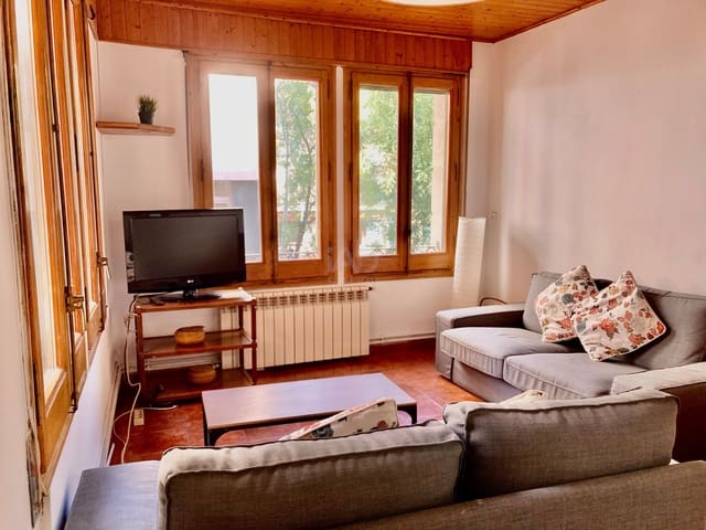 Apartamento de 4 habitaciones en Sant Antoni, Barcelona ciudad en venta - 500.000 € (Ref: 9988711)