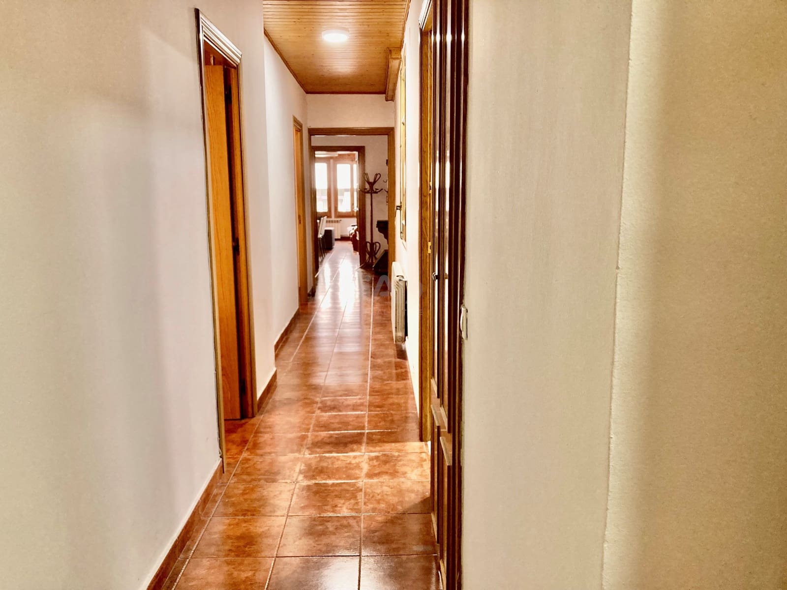 Apartamento de 4 habitaciones en Barcelona ciudad en venta - 500.000 € (Ref: 9988711)
